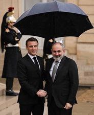 Armenien & Frankrike