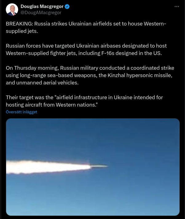 Ryssbombade Ukrainska Flygfält