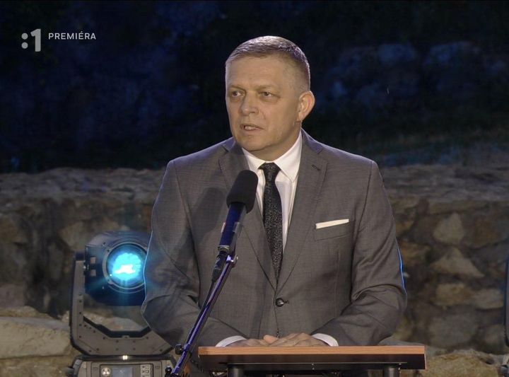 Fico Går Gärna Med Orbán