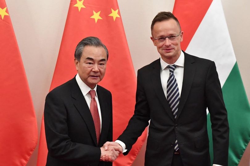 Kina Redo För Samarbete Med Ungern Angående Ukraina