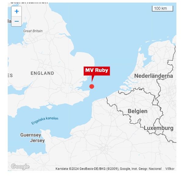 M/V Ruby Fortsatt Ankrad