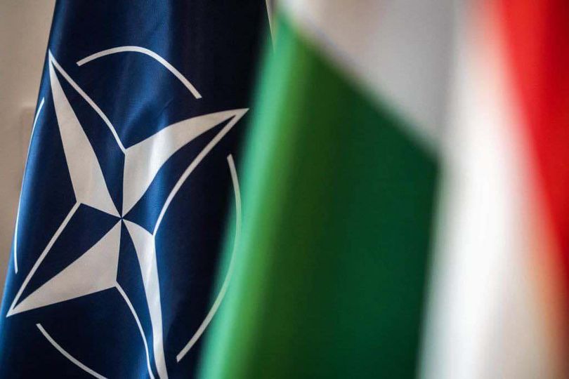 Nato Oroligt Över Ungerska Kopplingar Till Ryssland & Kina