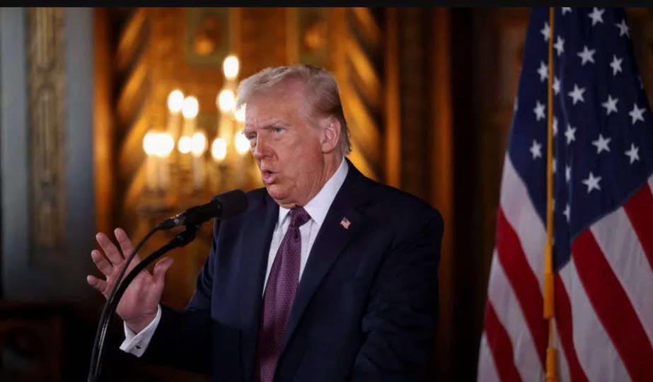 Oredigerat Från Trump