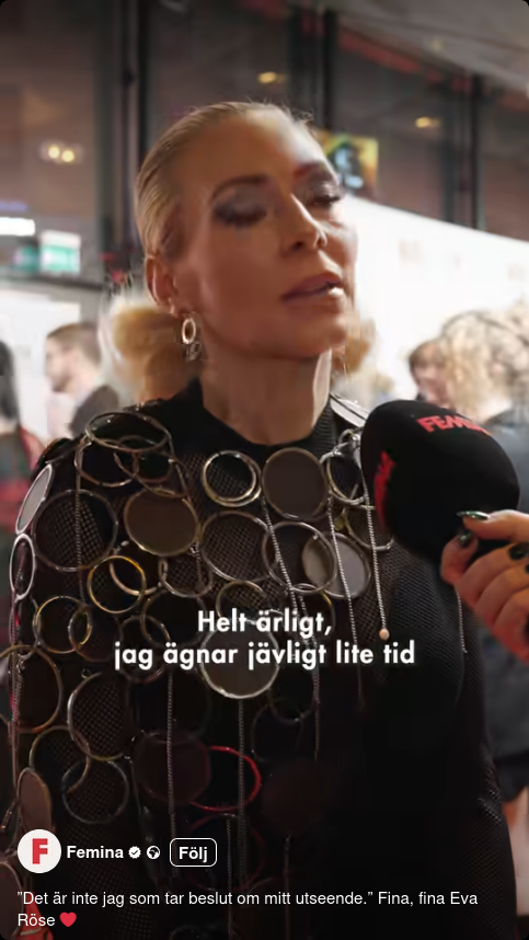 Kartong & Innehåll Med Eva