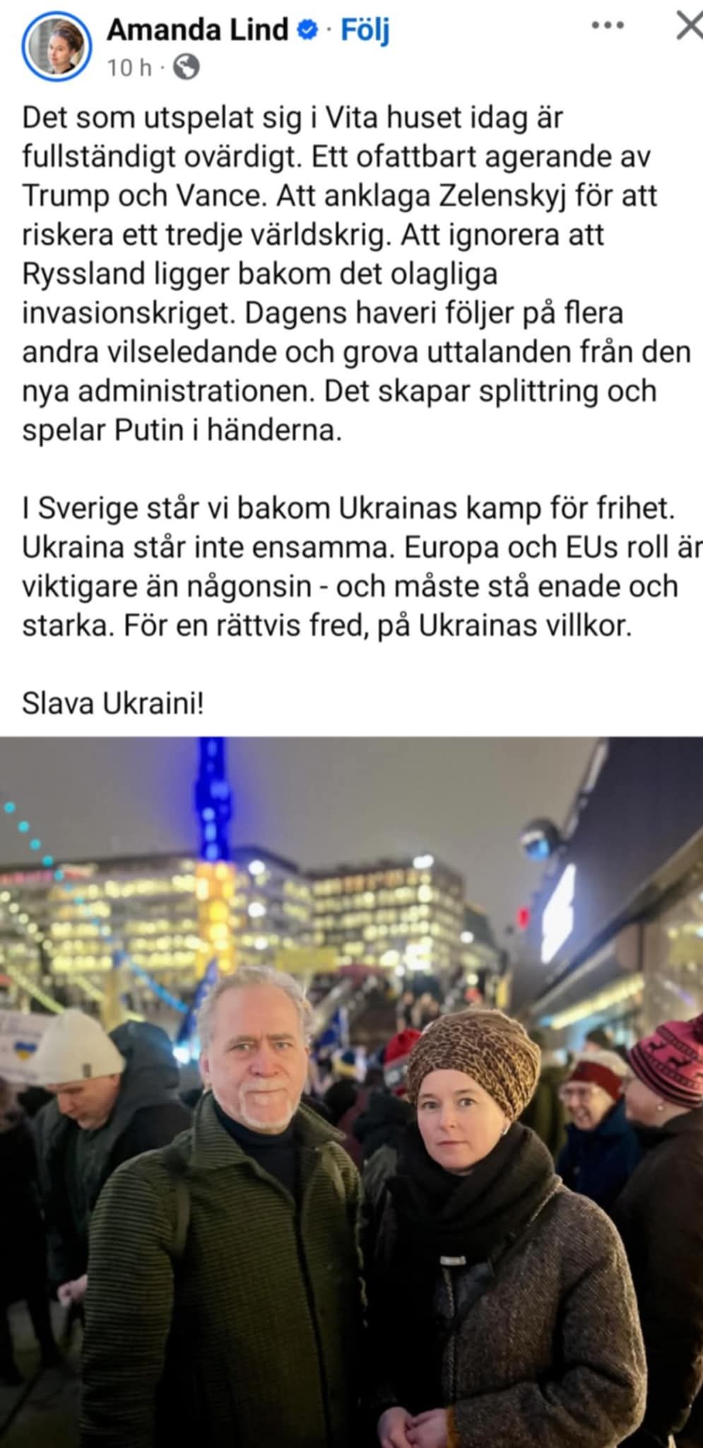 Amanda Står Med Zelensky