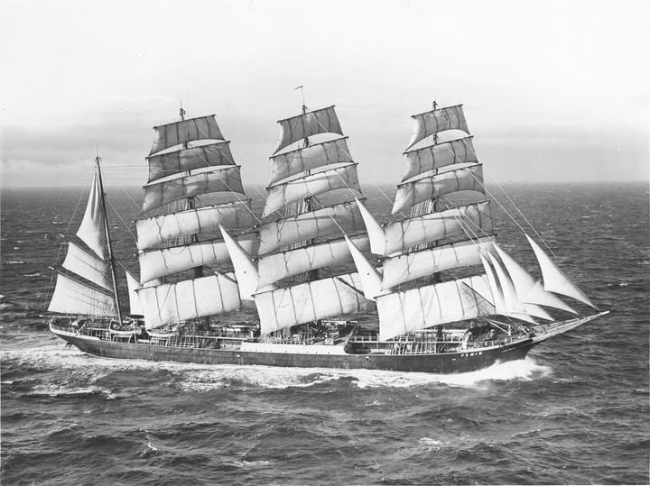 SS Pamir