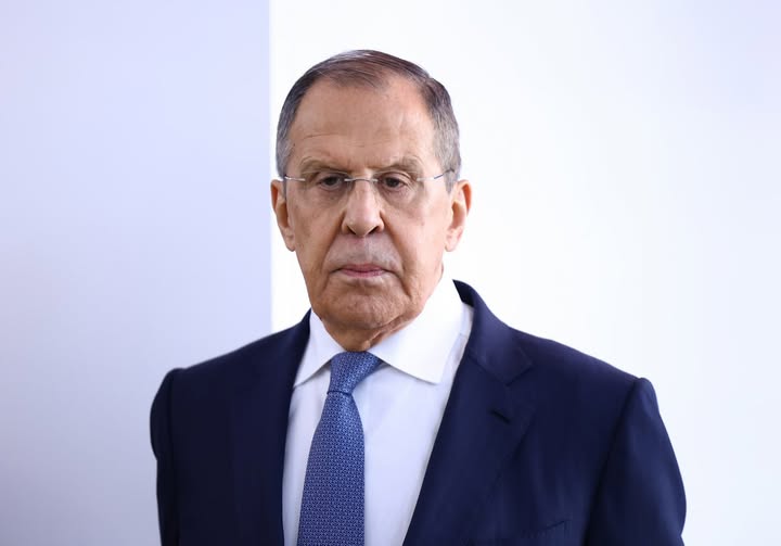 Lavrov Svarar
