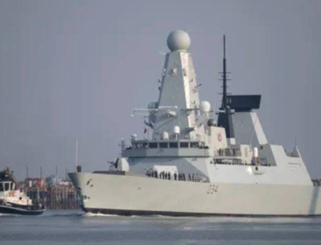 Storbrittanien Planerar Mobilisering i Arktis