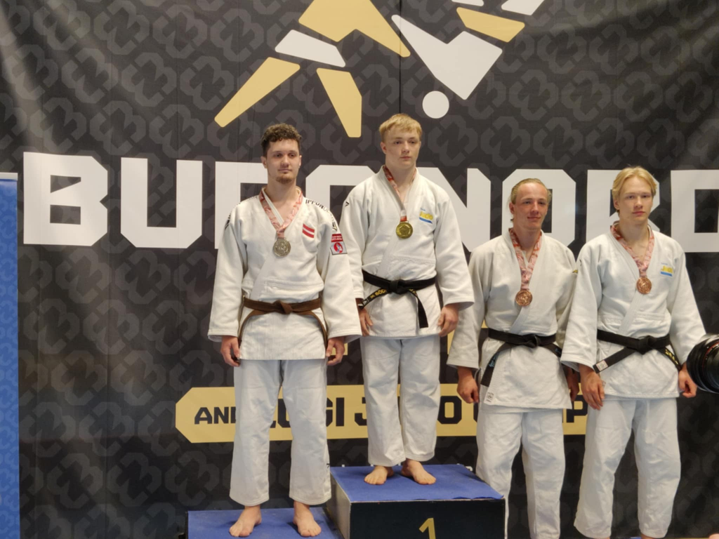 Alexander 17 år Vinnare i U21 -90kg i Budo Nord Cup 2025