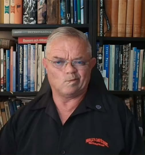 AI Med Tucker Carlson 1.0 & 2.0