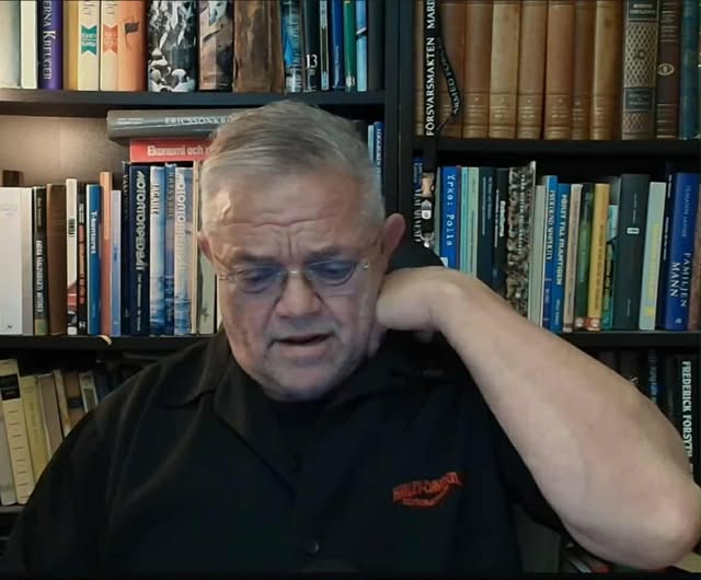 Skuggornas Symfoni: En Odyssé Genom Tidens Vävda Trådar – Den Åttonde Boken