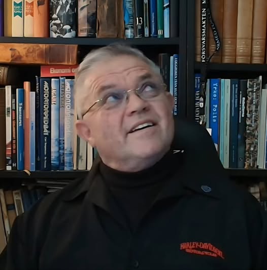 I Lättande Dimma - En Berättelse Bortom Narrativen - II