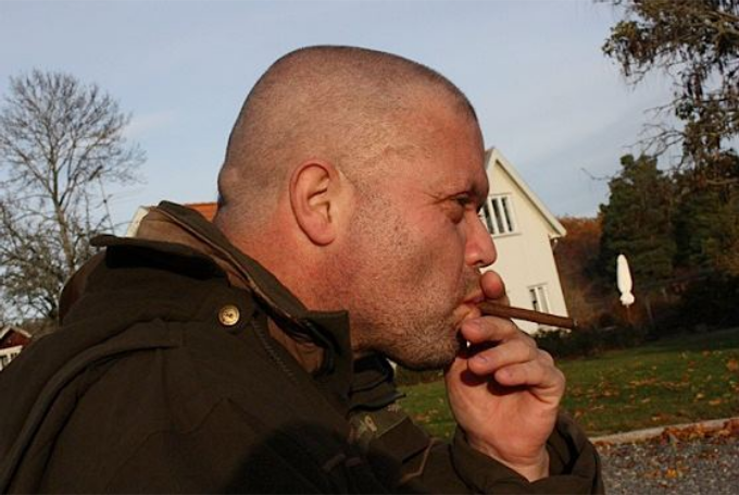 Abolition - Bakdörren I Kulissen